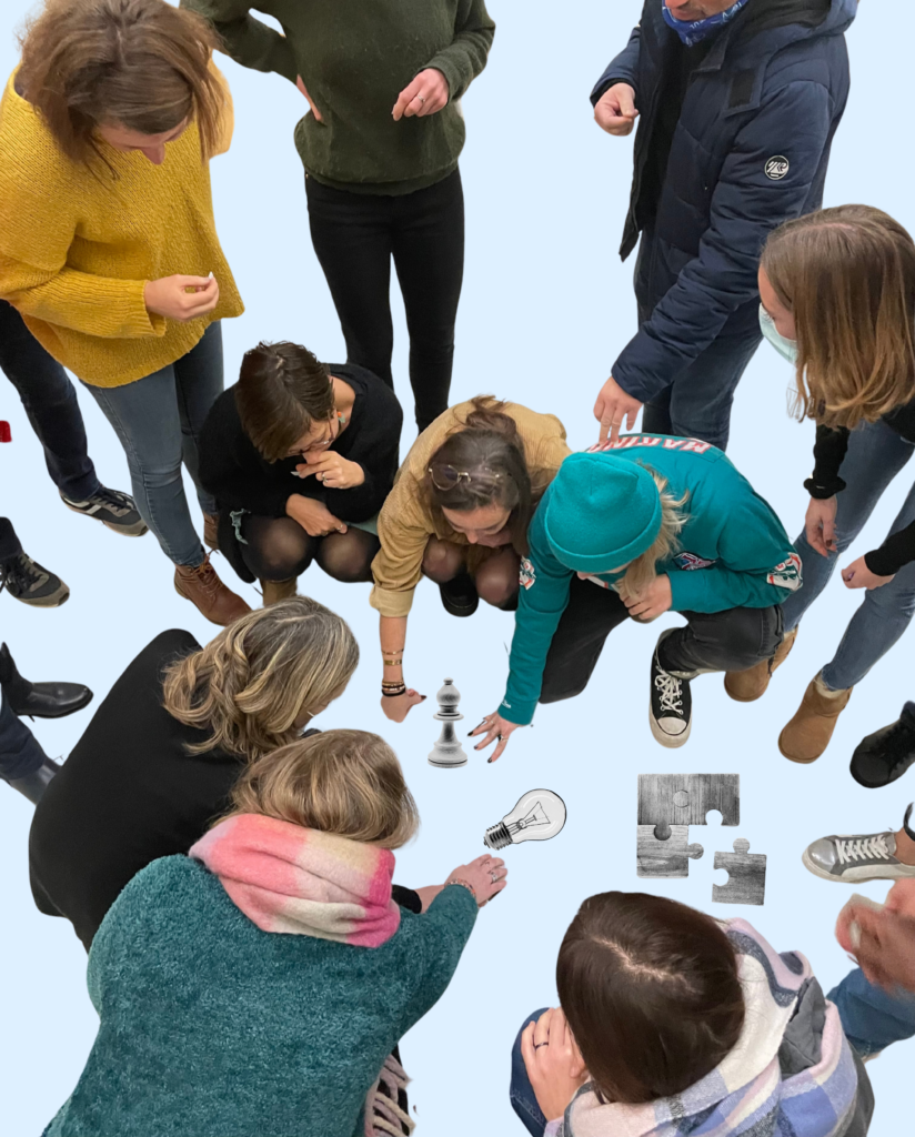 Des personnes utilisant l'intelligence collective
